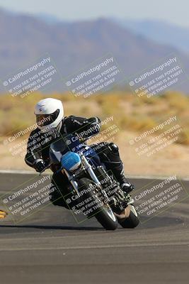 media/Oct-08-2022-SoCal Trackdays (Sat) [[1fc3beec89]]/Turn 16 (125pm)/